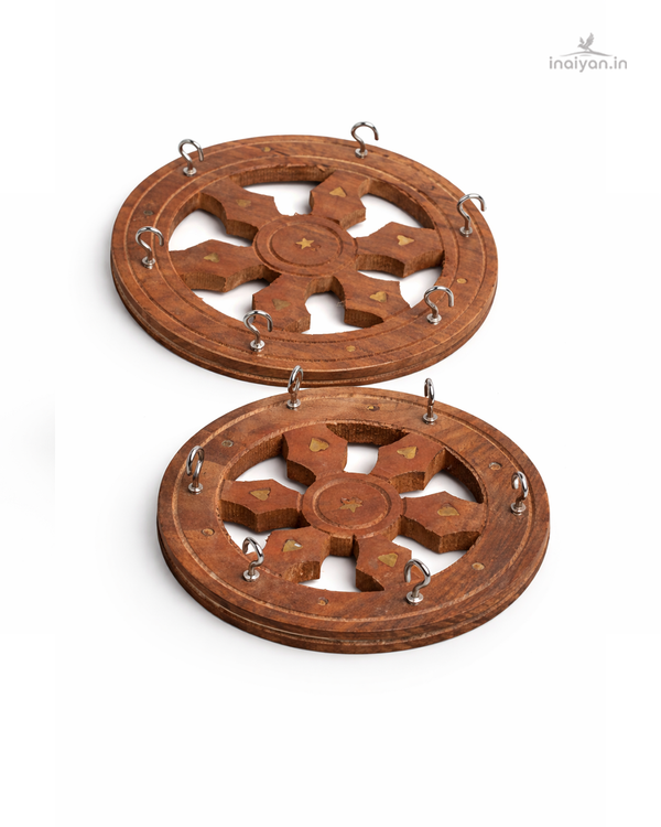 Wooden hanger