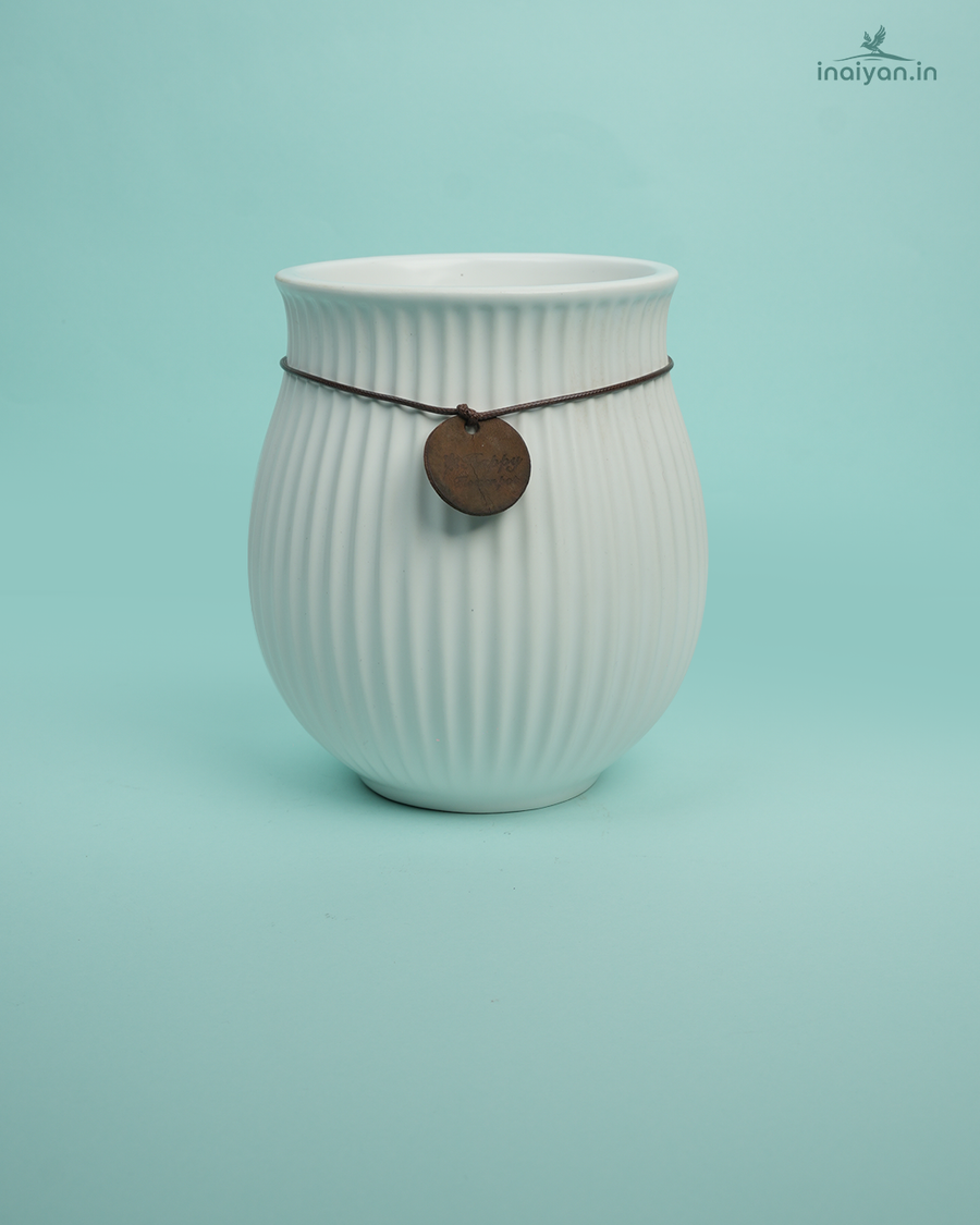 Coin-Charm Ribbed Grey Ceramic Planter