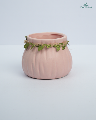 Cream Rose-Crown Ceramic Mini Garden Pot