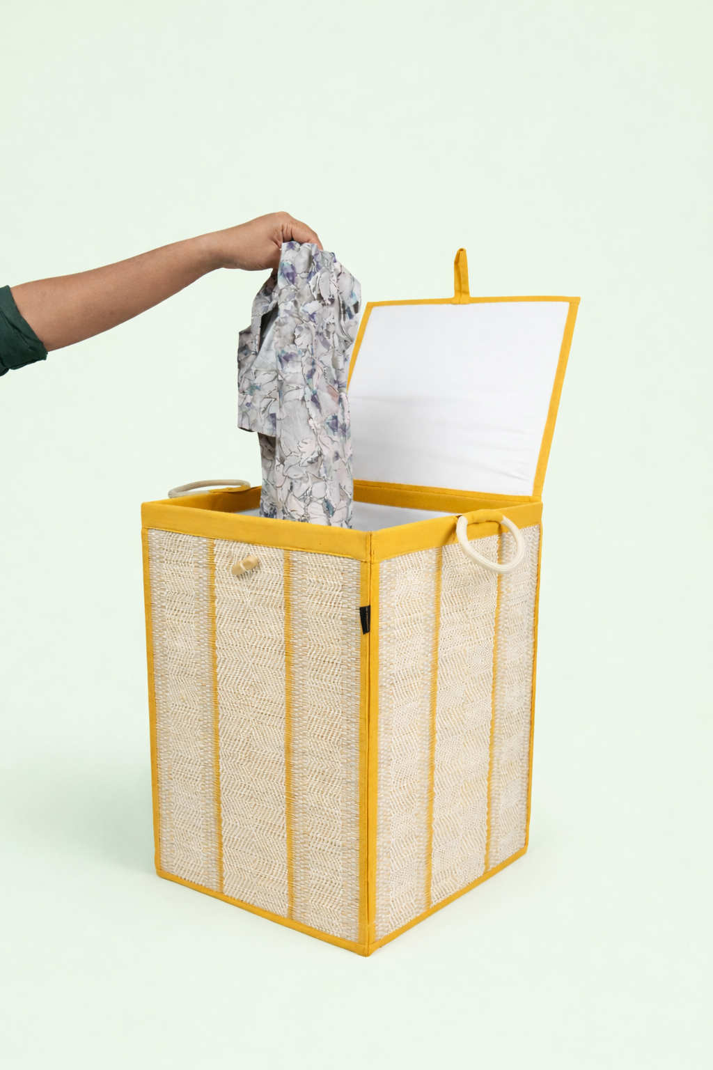 Handcrafted Woven Laundry Basket with Lid - Eco-Friendly Hamper